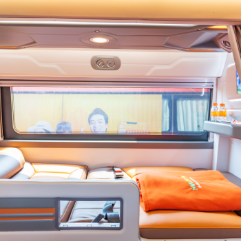 Xe 24 Cabin